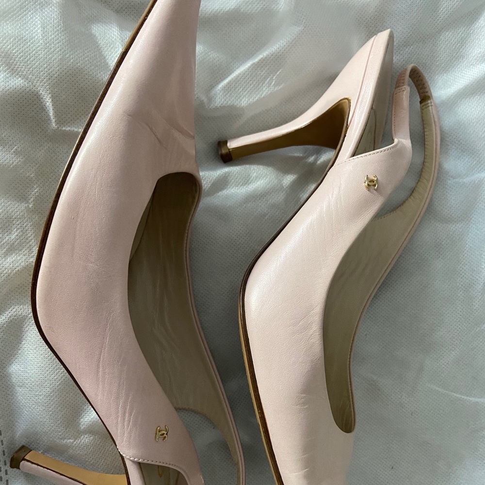 Pale pink Chanel sling backs size 39